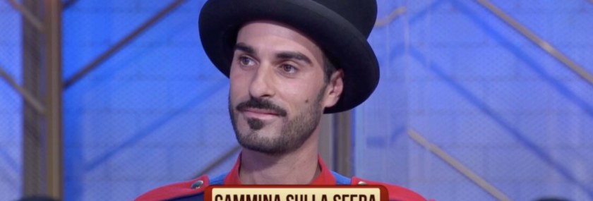 giocoliere sulla sfera rai 1